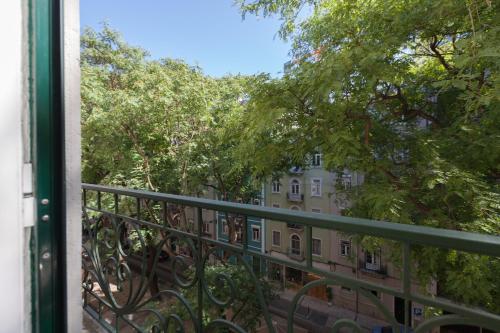 FLH Gulbenkian Fantastic Apartment with Balcony — 4-Star Luxury Hotel in Lisbon, Portugal