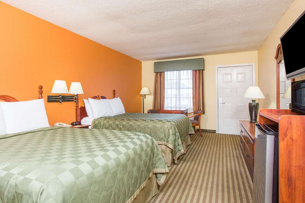 Days Inn by Wyndham Orange - photo 12