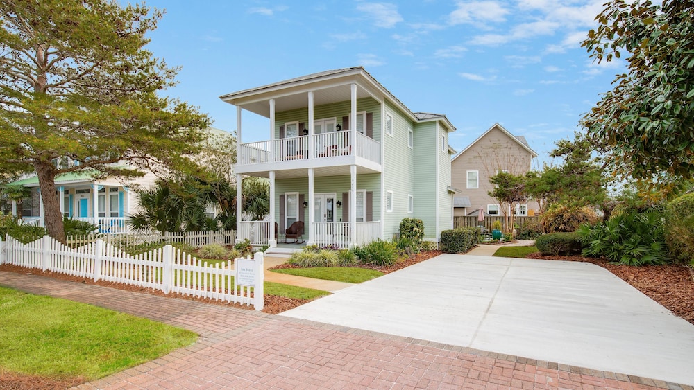 Sea Brees S Crystal Shores4457 Oceanview in Destin, United States