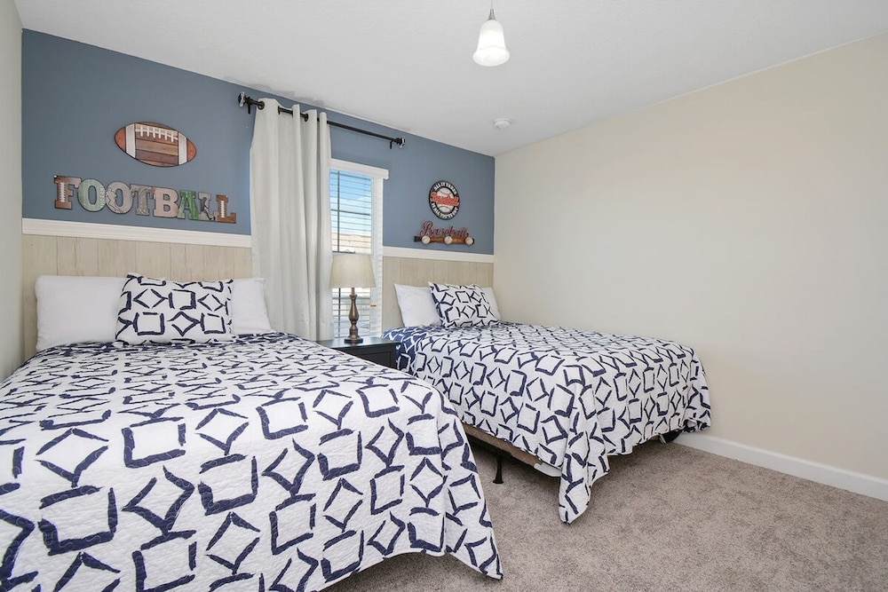 Family Friendly Four Bedrooms w Pool 4896 - photo 42