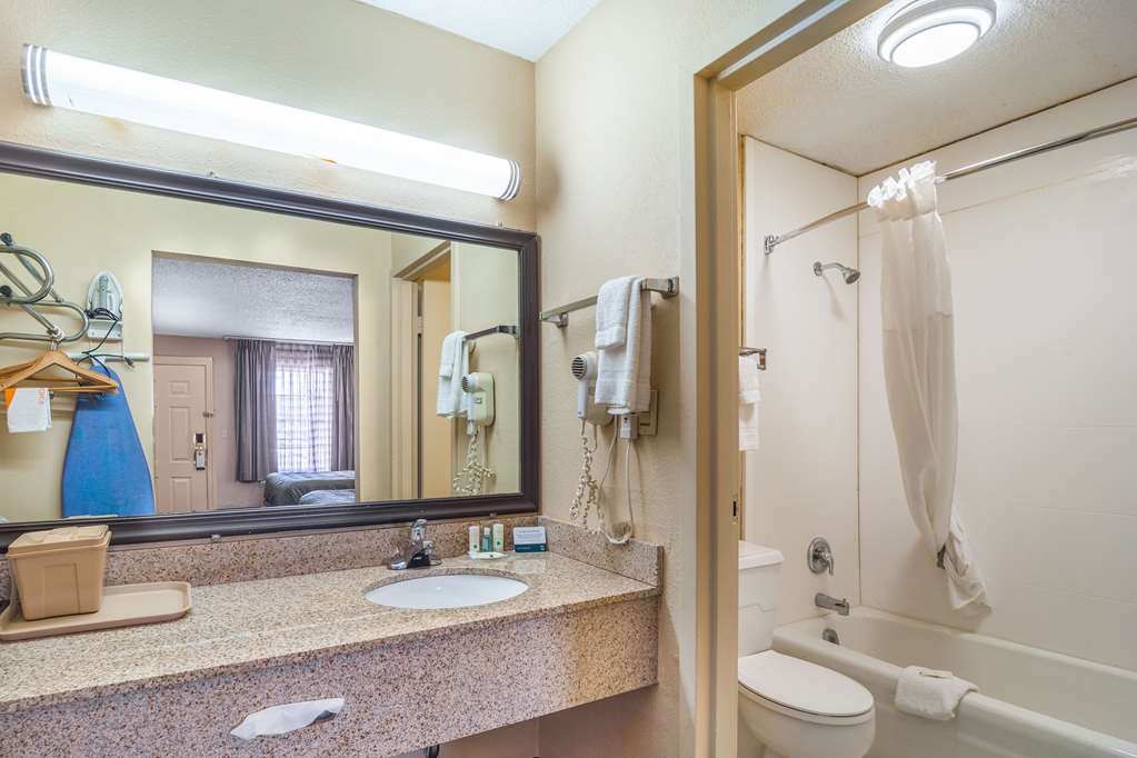 Quality Inn & Suites Santee I 95 - photo 27
