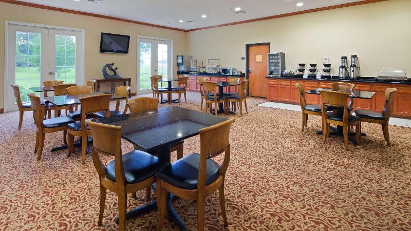 Best Western Cleveland Inn & Suites - photo 25