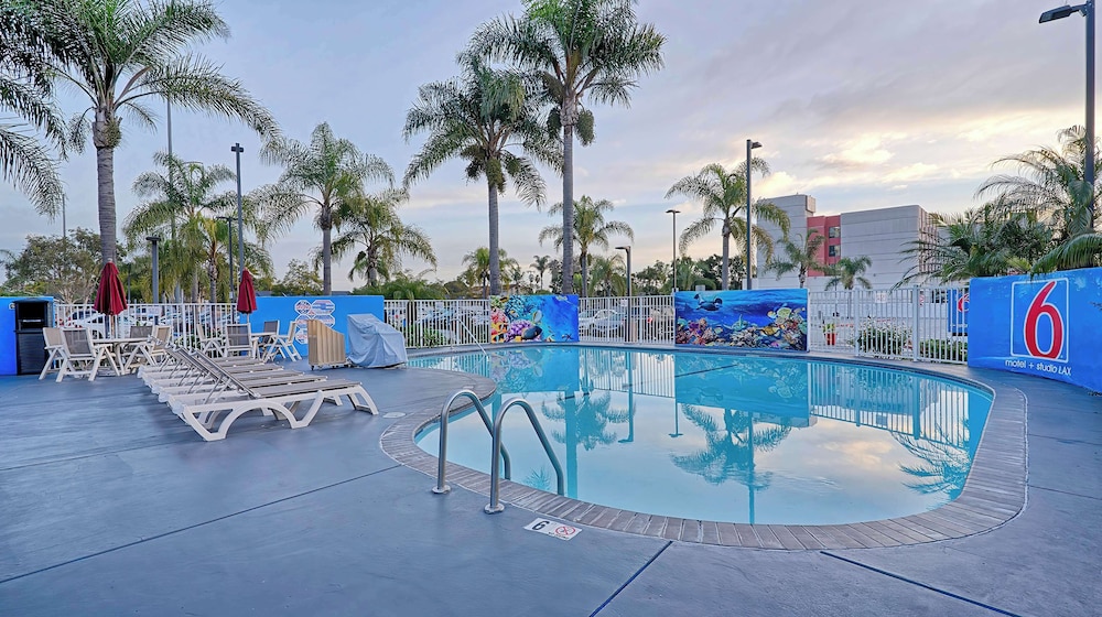 Studio 6 Suites Los Angeles CA Los Angeles LAX - photo 24