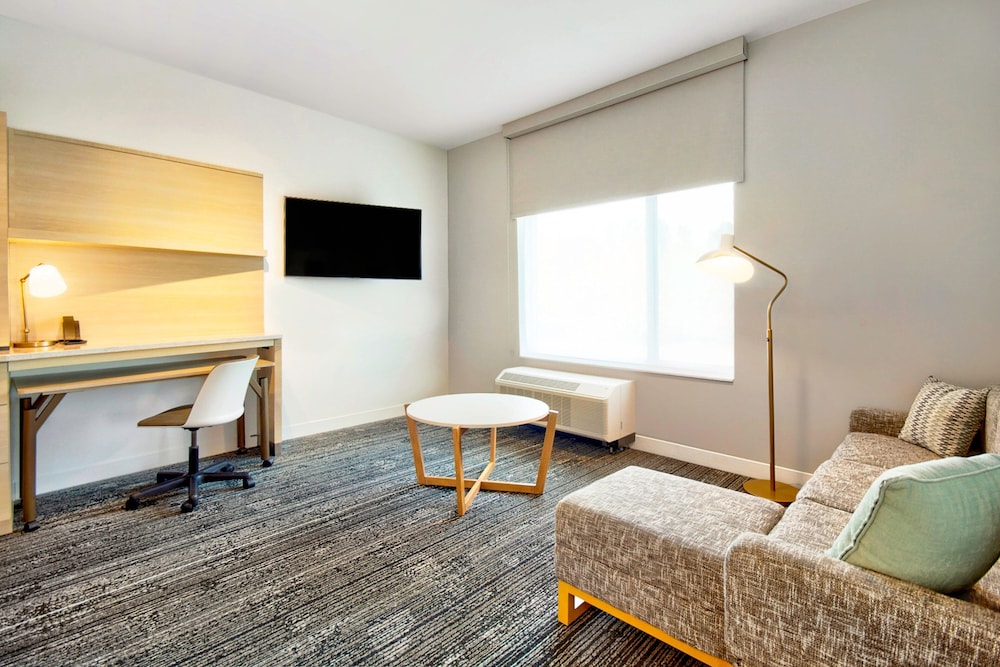 TownePlace Suites by Marriott Asheville West - photo 12