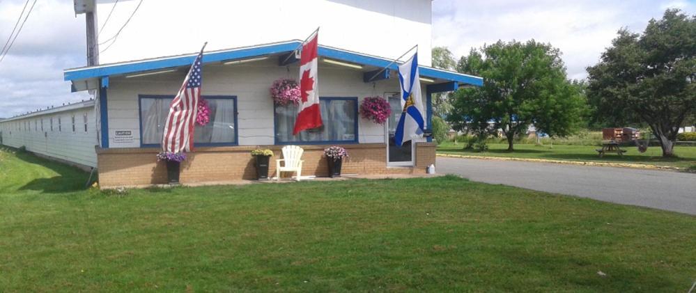 Berry S Motel — Truro