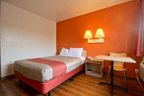 Travelodge By Wyndham Pompano Beach - photo 9