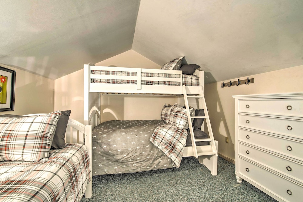Cortland Abode: 1 Mi to Greek Peak Mountain Resort - photo 3