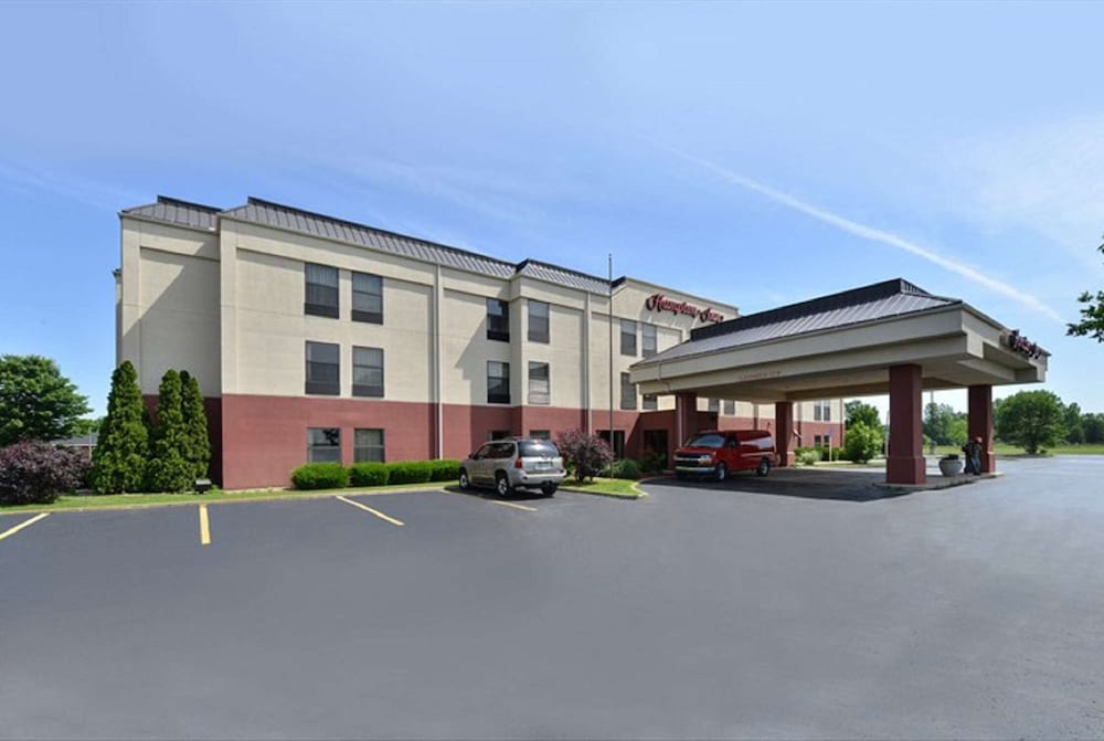 Hampton Inn Sturgis Lagrange Area - photo 42