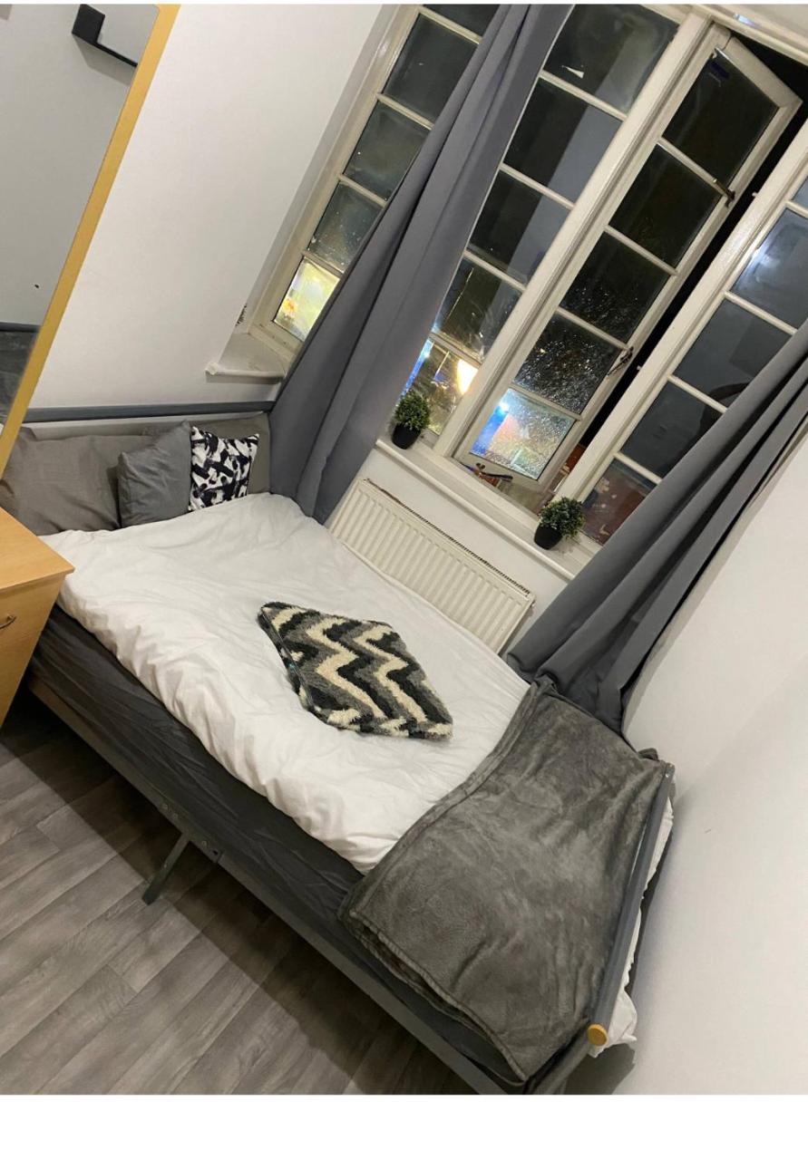 Double Room Cv1 Short Term Let - last minute hotel in Coventry