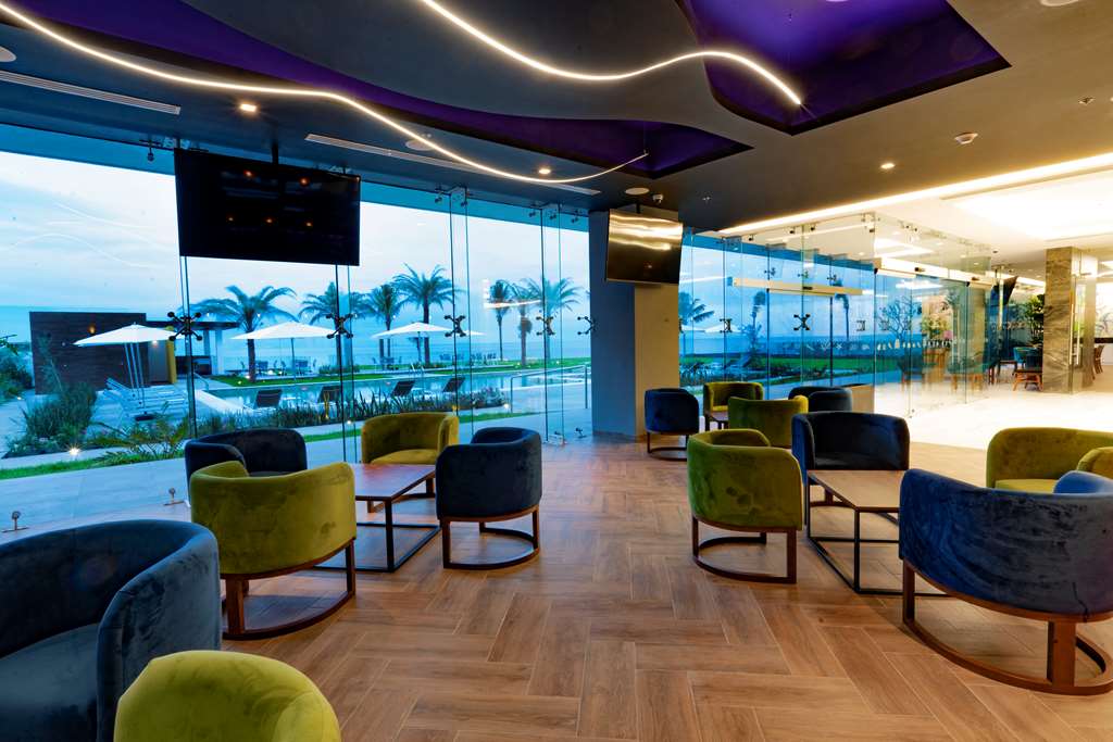 Enjoy the best sporting events in our Sport Bar La Barca