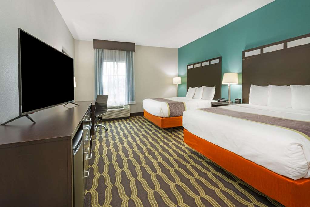 La Quinta Inn & Suites by Wyndham Houston Humble Atascocita - photo 15