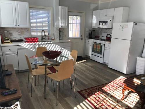 Clarendon Suprlocation 8Ppl Private Metro Park — 4-Star Luxury Hotel in Arlington, United States