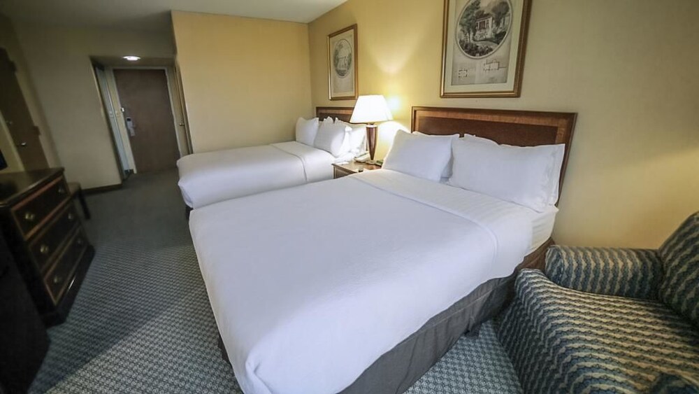 Holiday Inn Somerset - photo 10