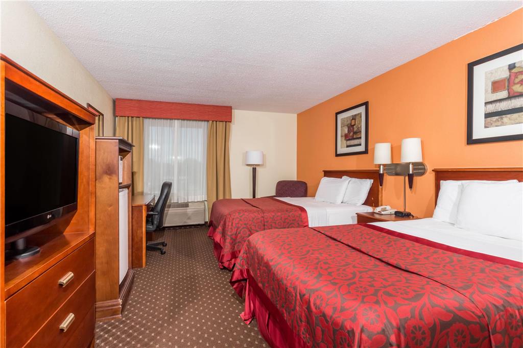 Days Inn & Suites by Wyndham Bloomington Normal IL - photo 13