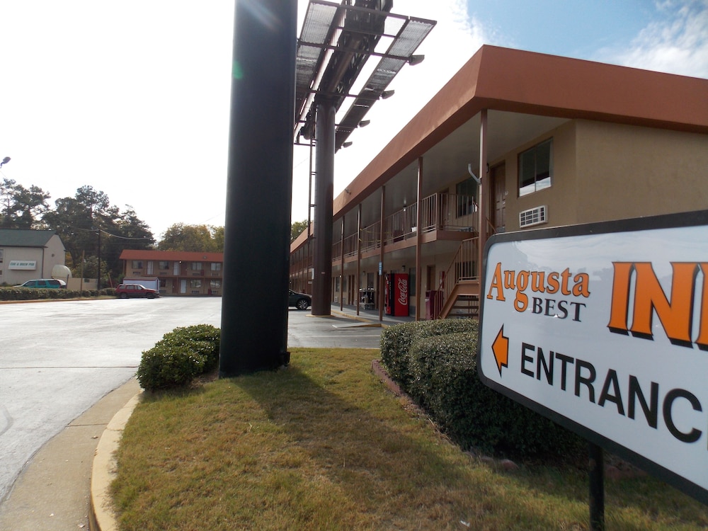 Augusta Best Inn - photo 2
