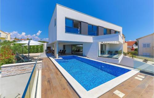 Nice Home In Okrug Gornji With Sauna — 5-Star Luxury Hotel in Trogir, Croatia
