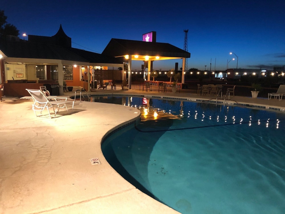 The Classic Desert Aire Hotel - photo 26