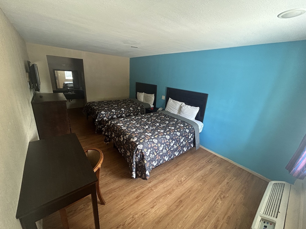 Blue Star Inn - photo 8
