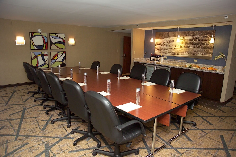 DoubleTree by Hilton St. Louis Westport - photo 55
