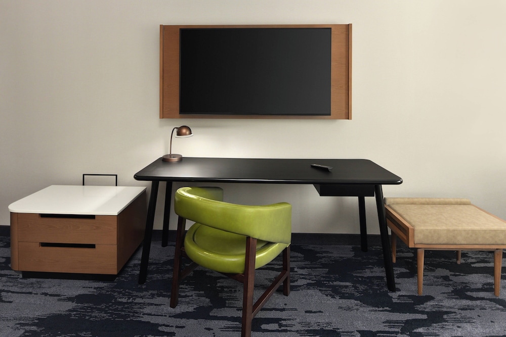 Fairfield Inn & Suites by Marriott Anaheim Los Alamitos - photo 19