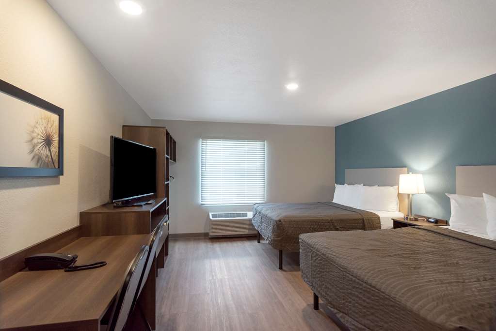 WoodSpring Suites Colorado Springs North Air Force Academy - photo 19