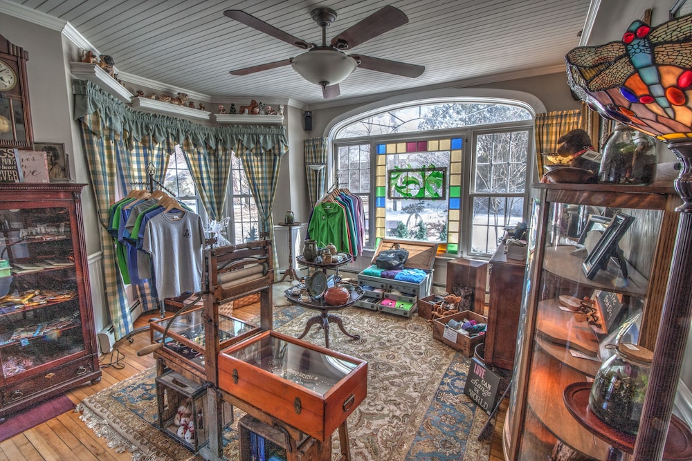 Phineas Swann Inn & Spa - photo 179