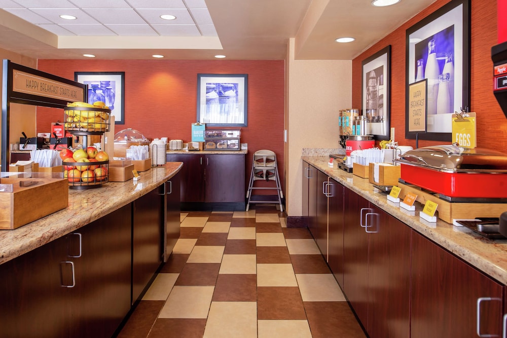 Hampton Inn Albuquerque University Midtown - photo 41