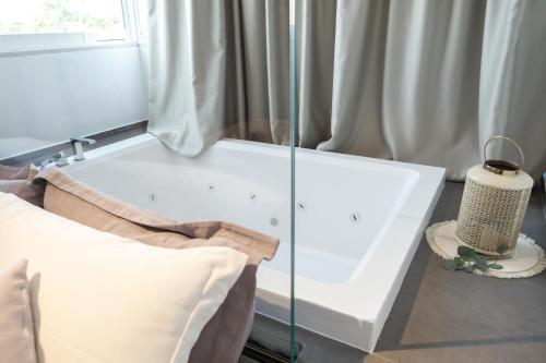 Vigna Caracciolo - carbon neutral hotel in Trani