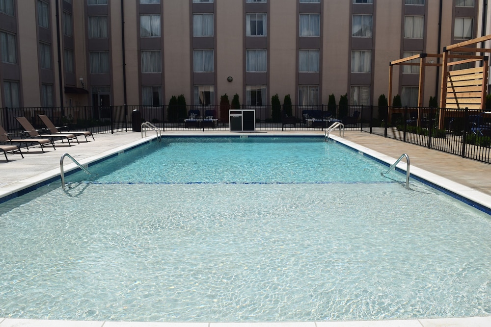 Holiday Inn St Louis SW Route 66 - photo 35