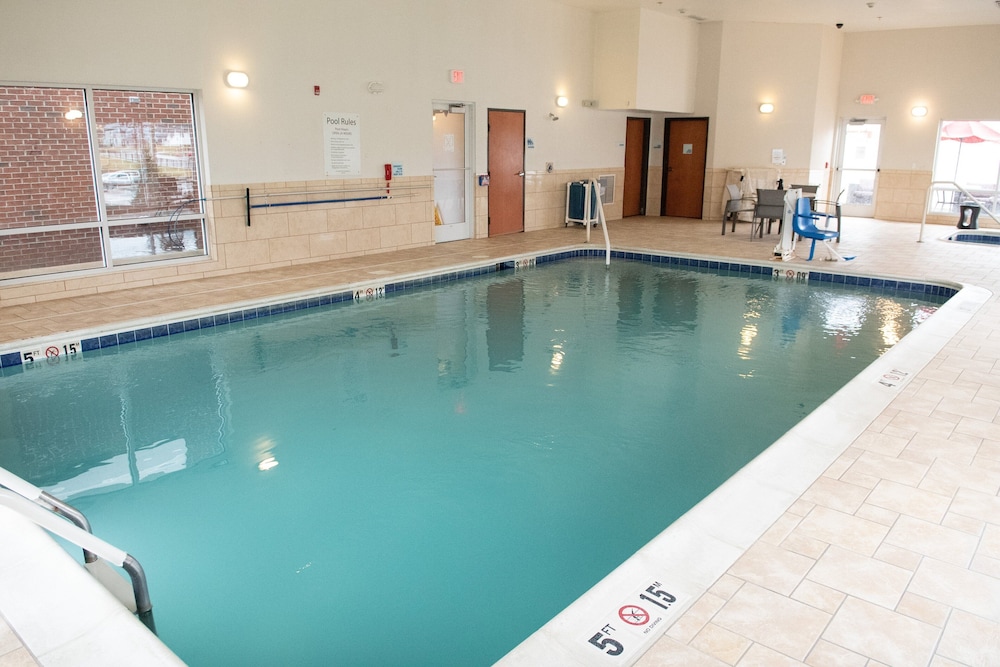 Holiday Inn Express & Suites Ironton by IHG - photo 36