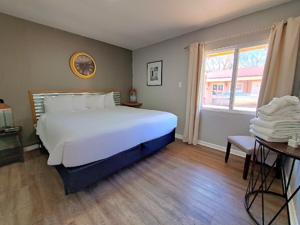 Buffalo Lodge Bicycle Resort - photo 17