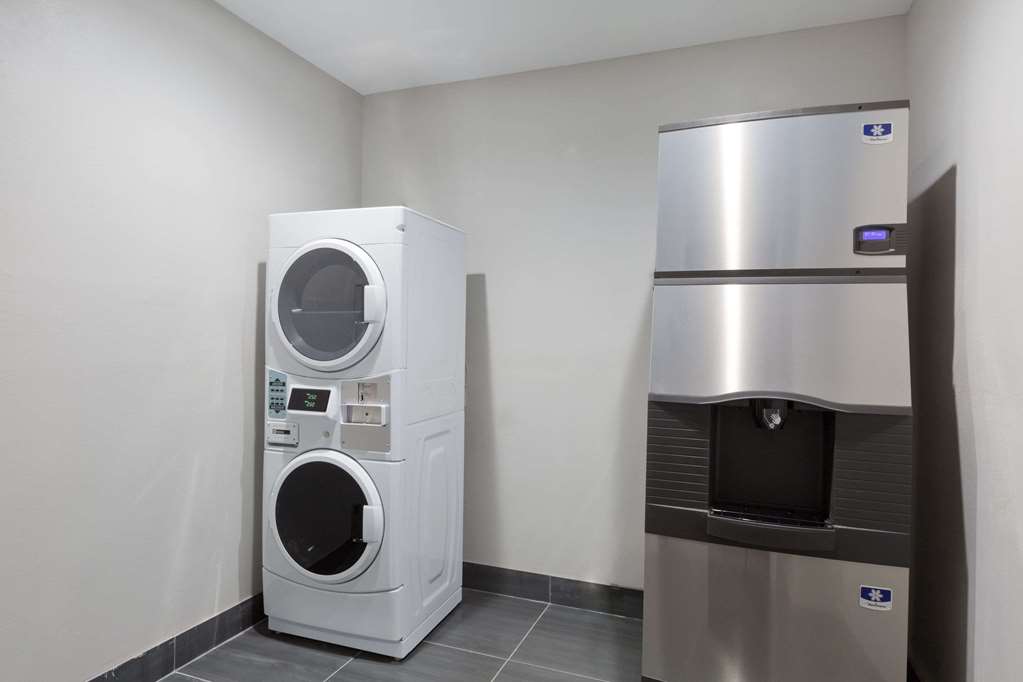 Baymont by Wyndham Bryan College Station - photo 13