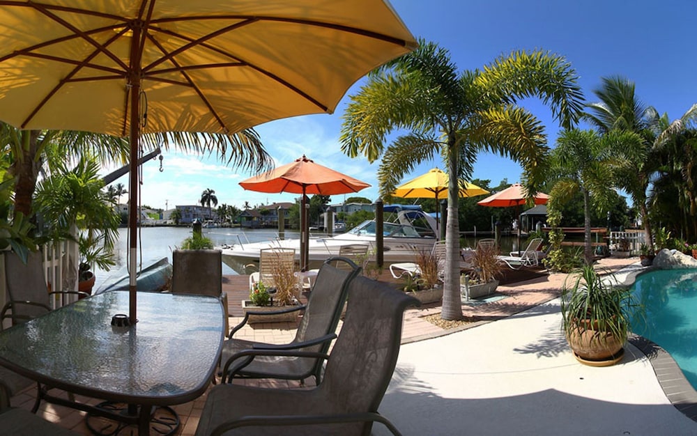 Manatee Bay Inn Near Fishing Pier Fort Myers Beach - photo 22