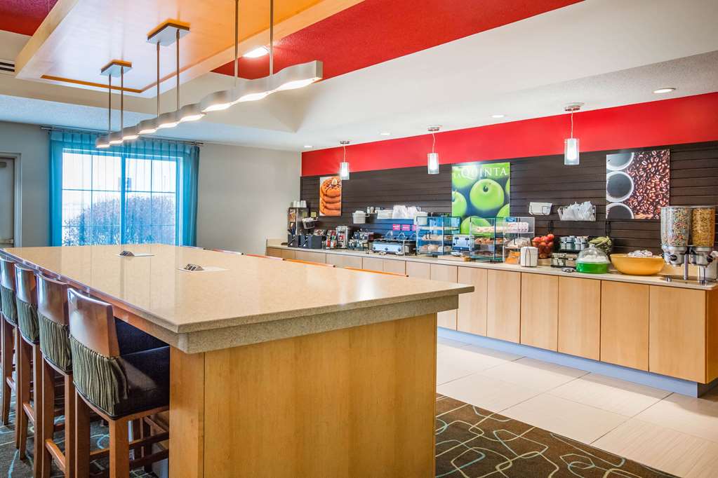 La Quinta Inn & Suites by Wyndham North Platte - photo 35