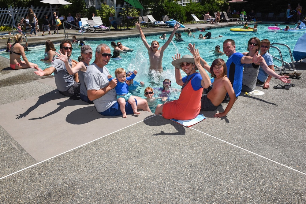 Thunderbird RV & Camping Resort - photo 9