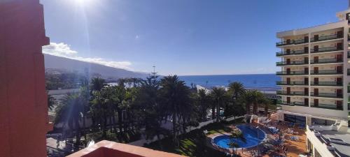 Full Appt with Seaview & Swimming Pool Melchor Luz in Puerto De La Cruz, Spain