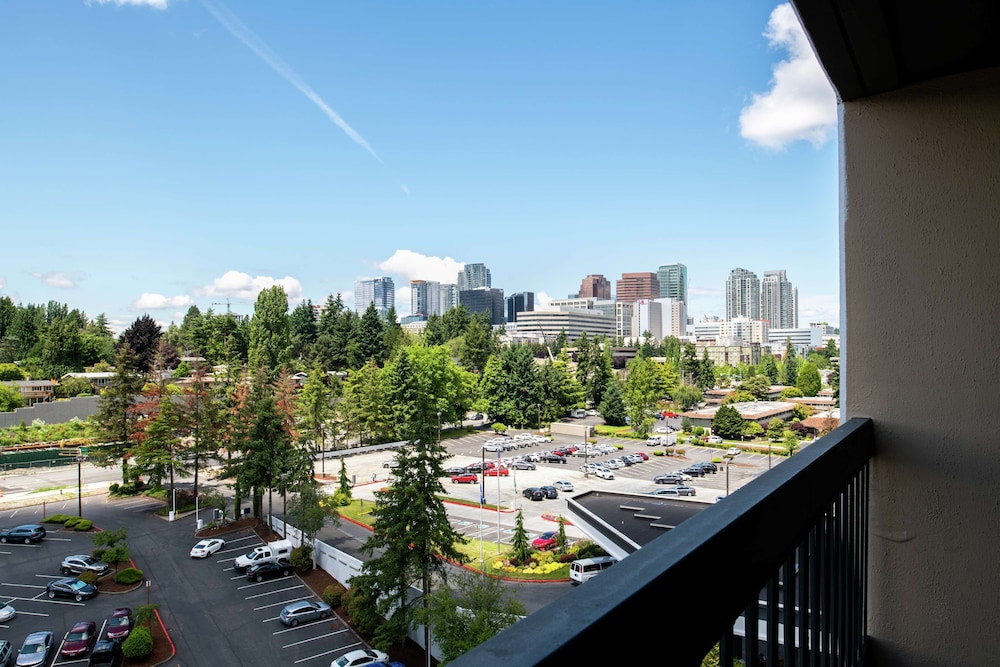 Hilton Bellevue - photo 25