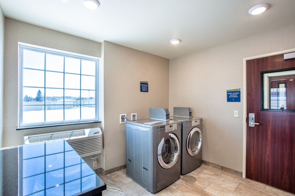 Cobblestone Inn & Suites Pine Bluffs - photo 31