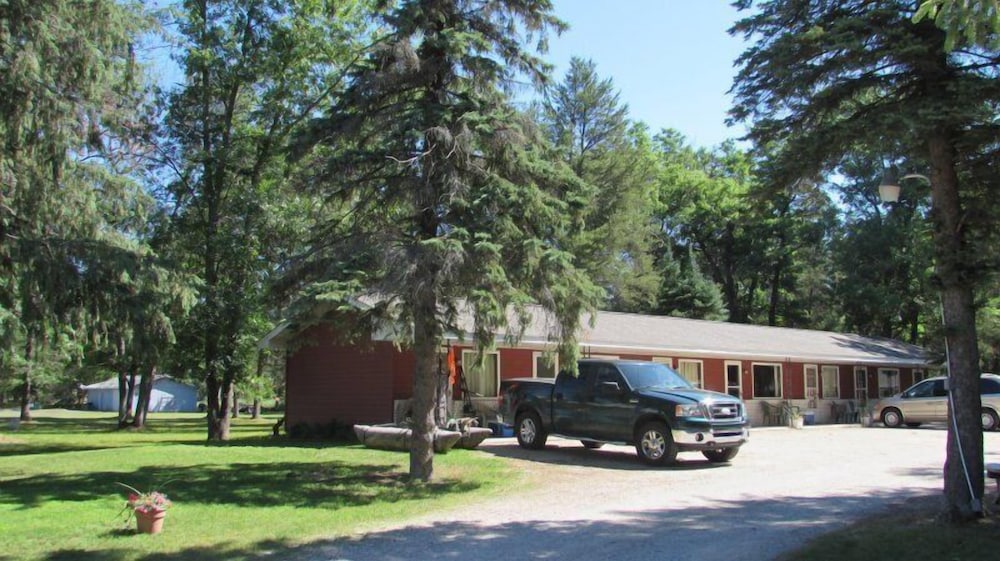 Woodland Motor Lodge - photo 86