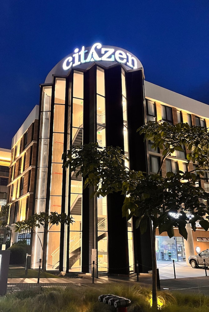 Residencias Cityzen cerca del Aeropuerto — 4-Star Luxury Hotel in Heredia, Costa Rica