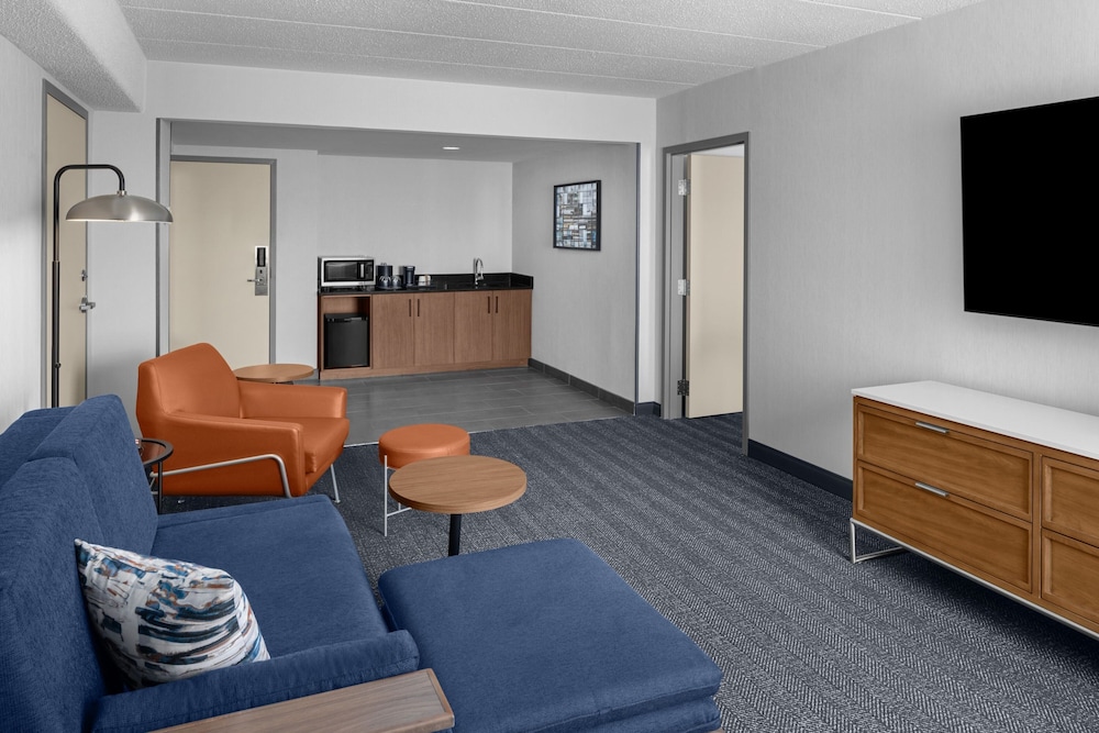 Courtyard by Marriott Pittsburgh University Center - photo 16