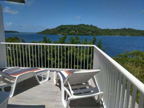 Studio charmant avec vue sur la mer 45 m Le Robert — 4-Star Luxury Hotel in Le Robert, Martinique