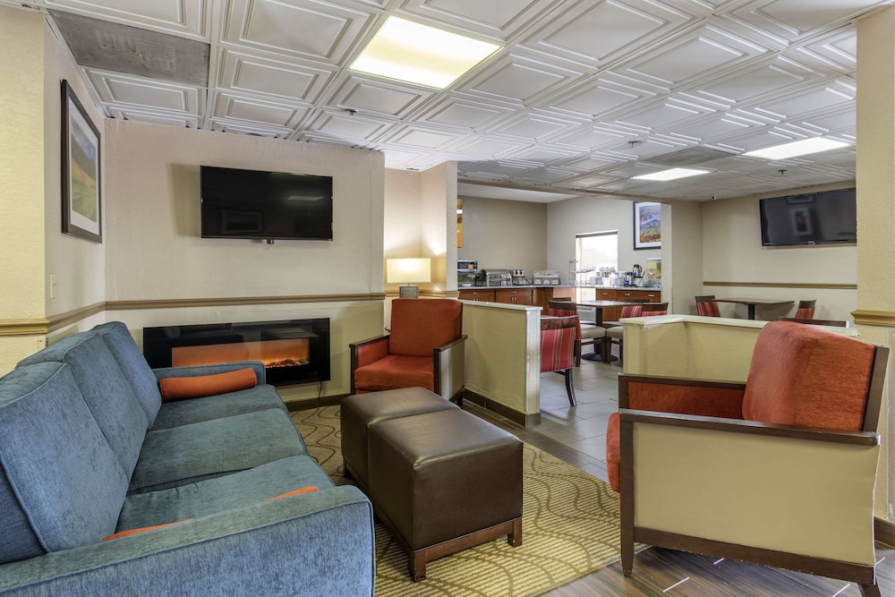 Comfort Inn South Kingsport - photo 2