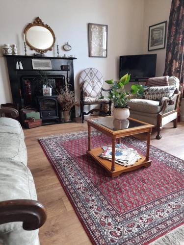 The Apartment of Antiquity — 5-Star Luxury Hotel in Kirkby Stephen, United Kingdom