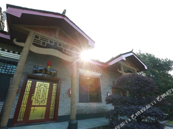 Longnv Hot Spring Hotel - last minute hotel in Chenzhou