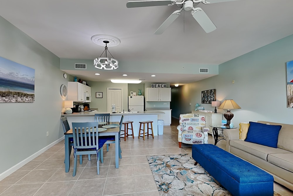 Beach Resort 305 1058526 1 Br condo by RedAwning - photo 14