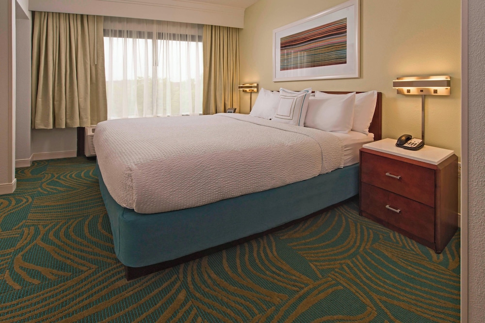 Springhill Suites Gaithersburg - photo 4