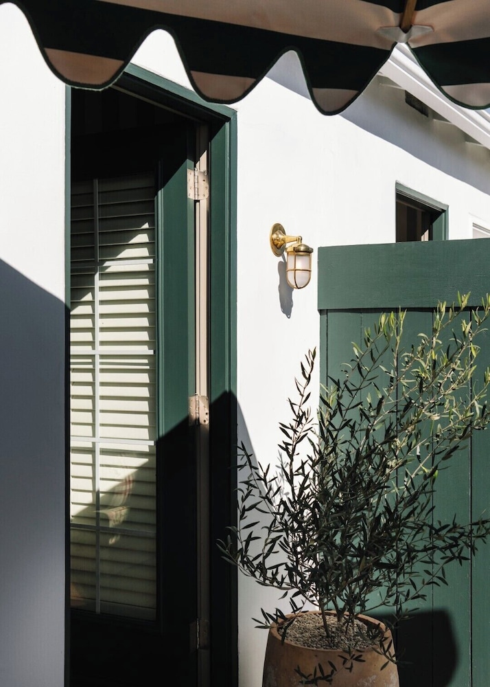 Le Petit Pali Brentwood West Los Angeles - photo 65