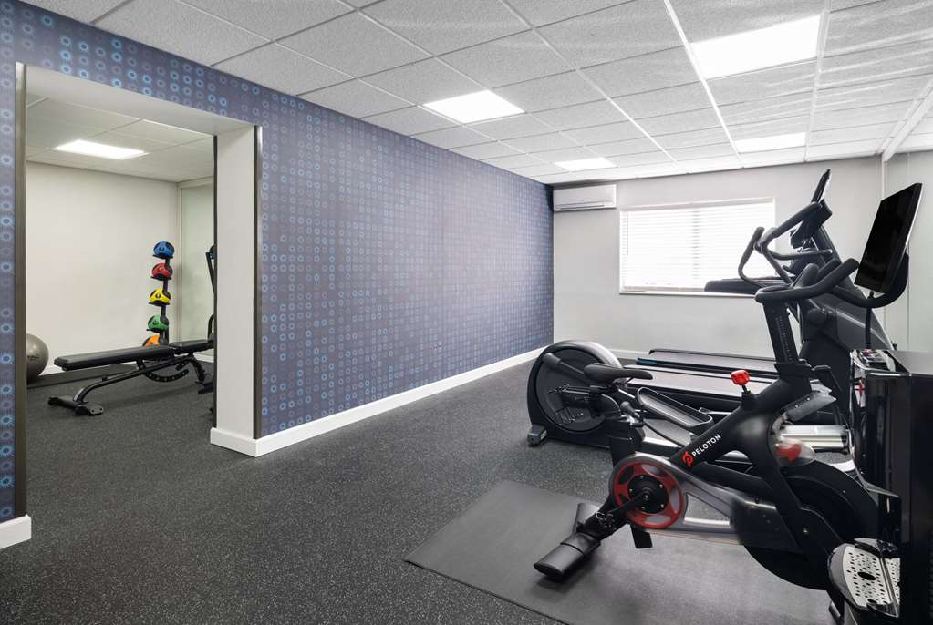 La Quinta Inn & Suites by Wyndham Knoxville Airport - photo 7