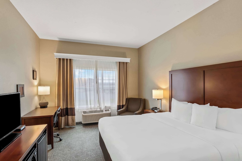 Comfort Inn & Suites Hermiston South - photo 4